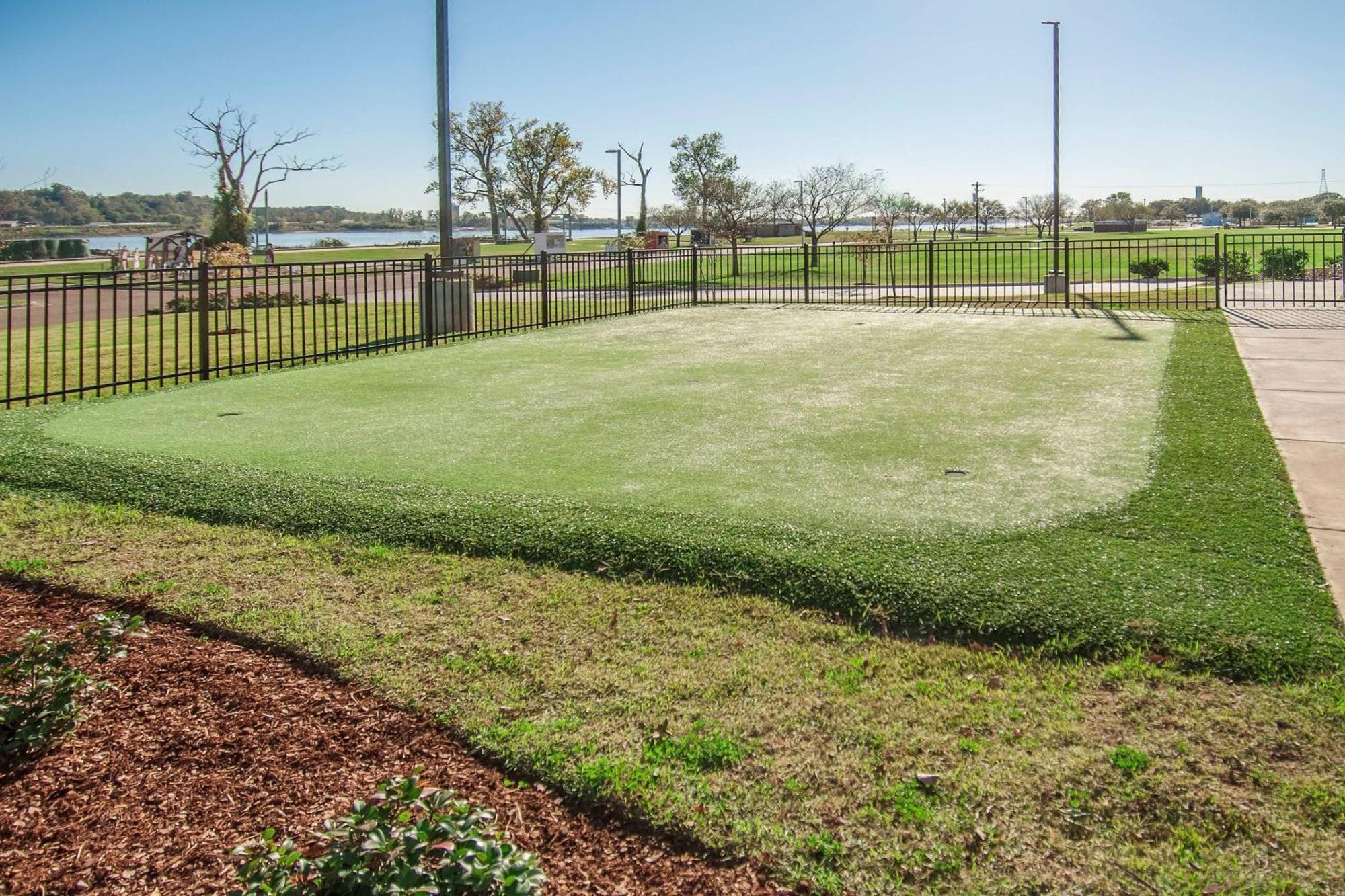 Towneplace Suites By Marriott Vidalia Riverfront Bagian luar foto