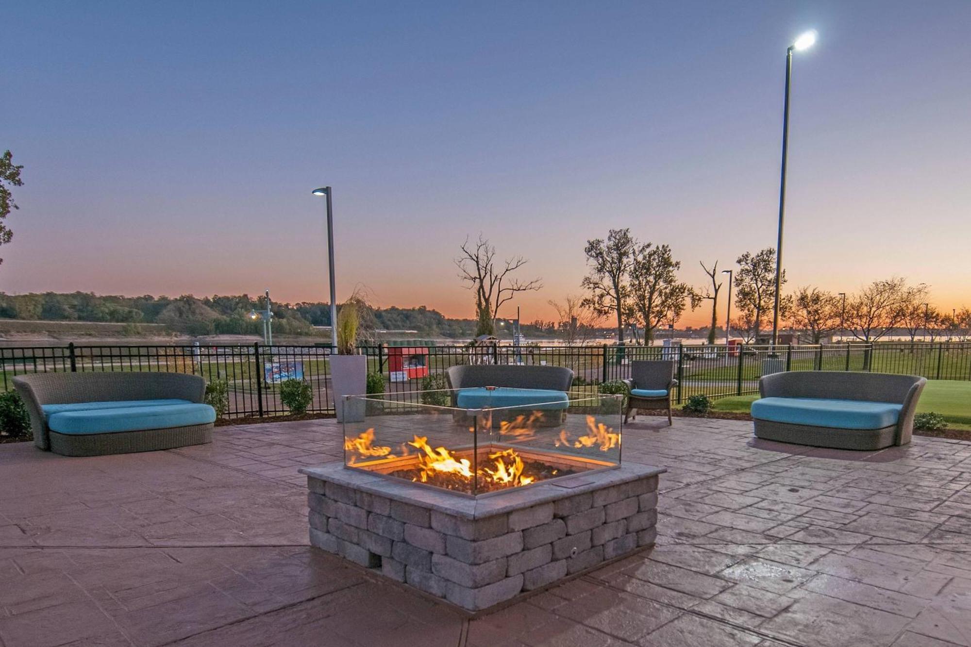 Towneplace Suites By Marriott Vidalia Riverfront Bagian luar foto
