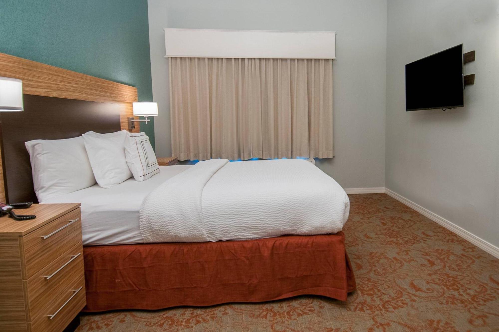 Towneplace Suites By Marriott Vidalia Riverfront Bagian luar foto