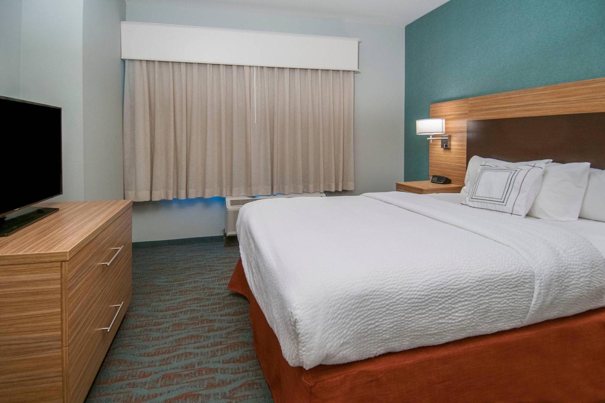 Towneplace Suites By Marriott Vidalia Riverfront Bagian luar foto