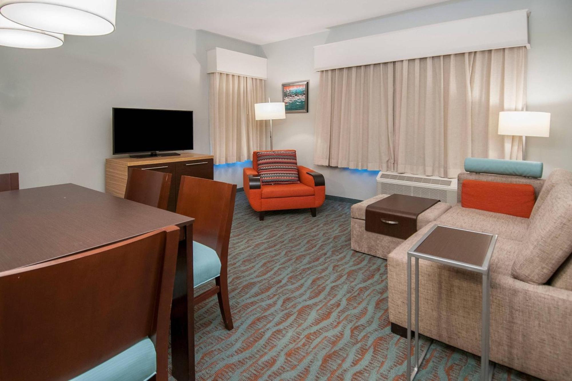Towneplace Suites By Marriott Vidalia Riverfront Bagian luar foto