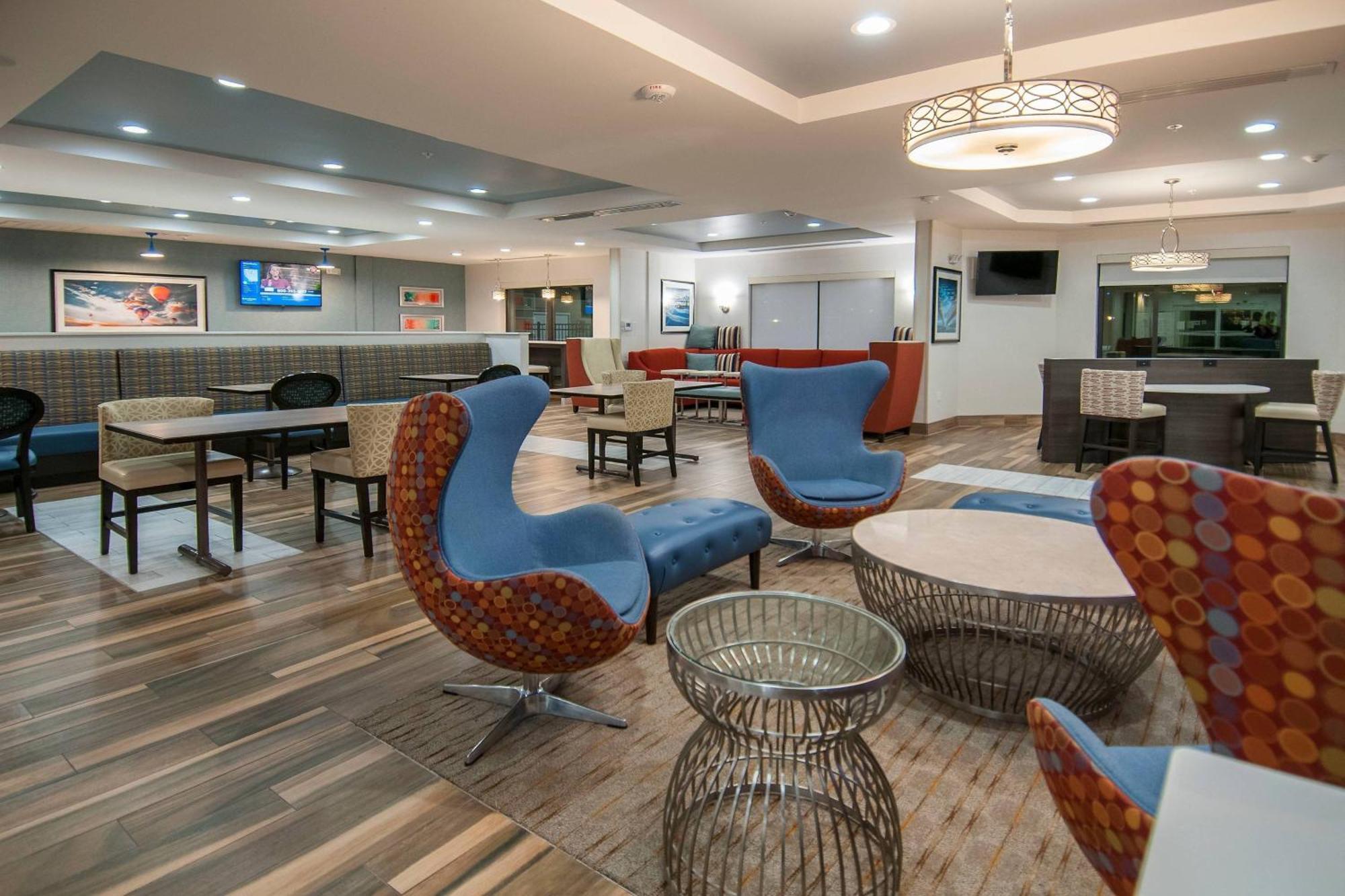 Towneplace Suites By Marriott Vidalia Riverfront Bagian luar foto